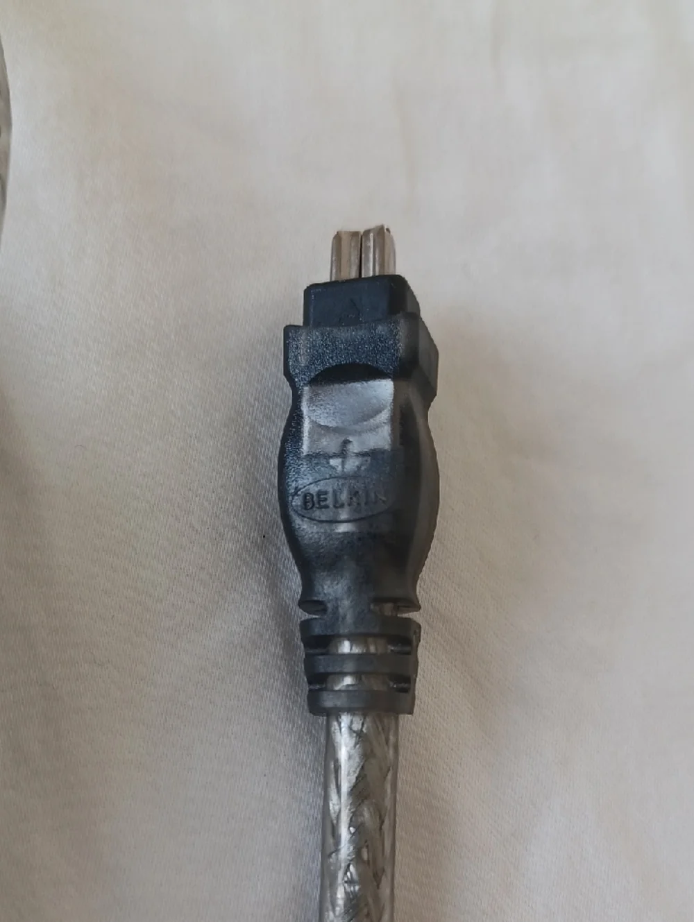 3/$25 SALE Belkin Pro Series FireWire IEEE 1394 Cable 4 pin to 6 pin 400 Mbps 3'